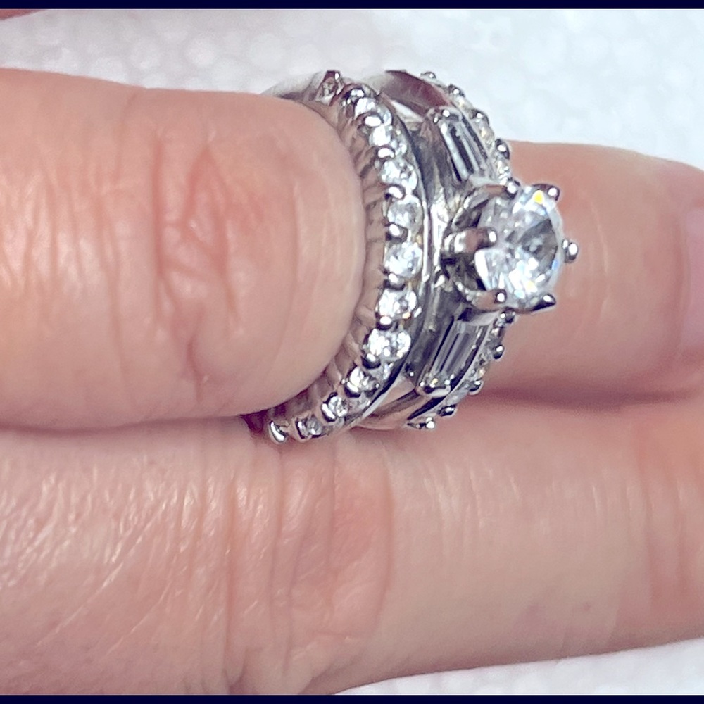 WEDDING RING STERLING SILVER CZ - Picture 3 of 6
